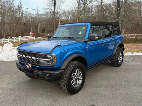 Certified 2023 Ford Bronco Badlands image 2