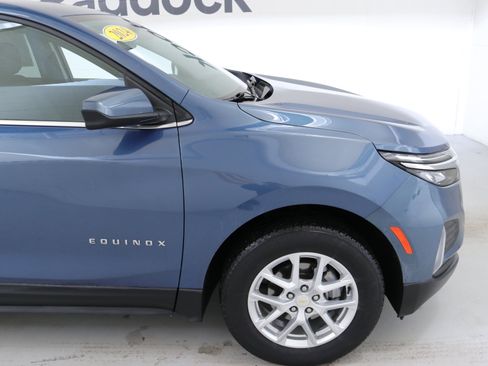 Used 2024 Chevrolet Equinox LT w/ LPO, Floor Liner Package image 11