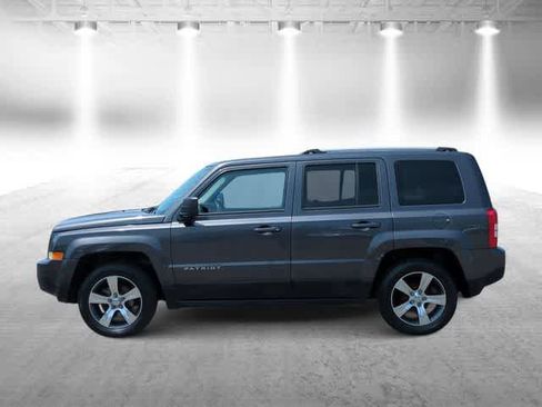 Used 2016 Jeep Patriot High Altitude FWD image 5