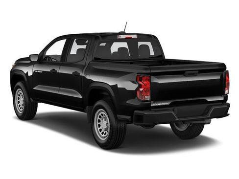 Used 2024 Chevrolet Colorado W/T w/ WT Convenience Package AWD/4WD image 2