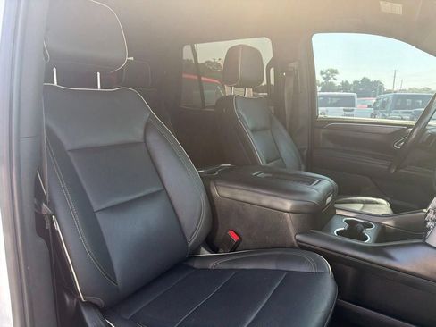 Used 2021 GMC Yukon SLT AWD/4WD image 27