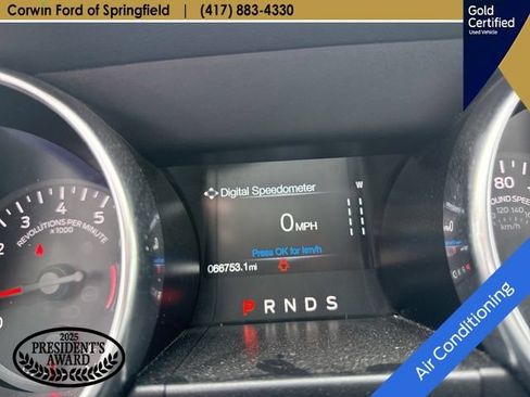 Used 2022 Ford Mustang Premium RWD image 10