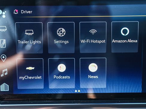 Used 2024 Chevrolet Silverado 2500 LT image 5