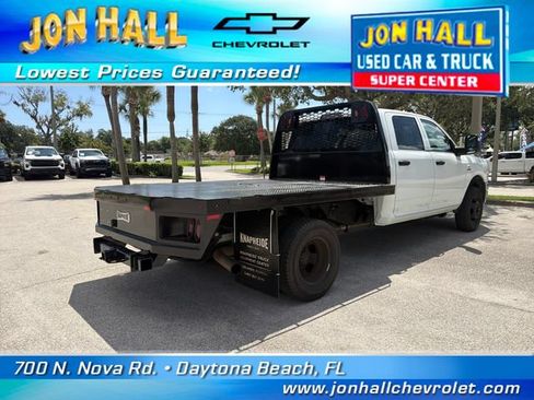 Used 2023 RAM 3500 Tradesman w/ Chrome Appearance Group AWD/4WD image 11
