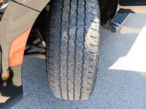 Used 2023 Chevrolet Tahoe Z71 w/ Luxury Package image 8