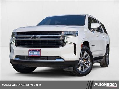 Certified 2022 Chevrolet Suburban LT w/ Luxury Package