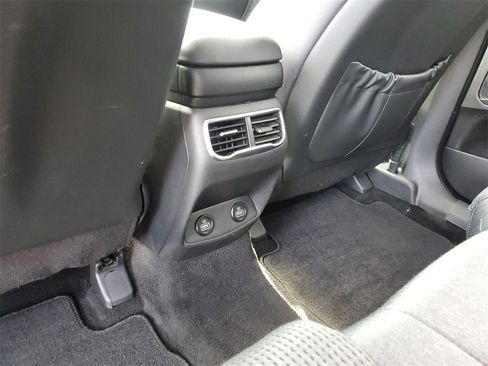 Used 2022 Hyundai Santa Fe XRT image 12