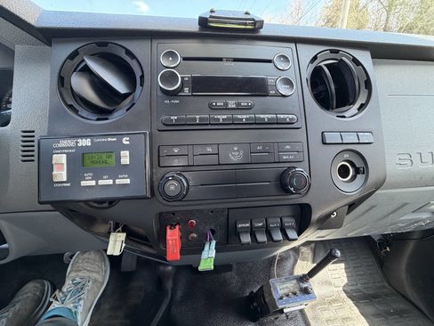 Used 2015 Ford F450 XL w/ Power Equipment Group image 22