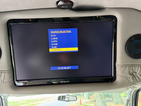 Used 2008 Chevrolet Express 1500 AWD w/ Preferred Equipment Group image 24