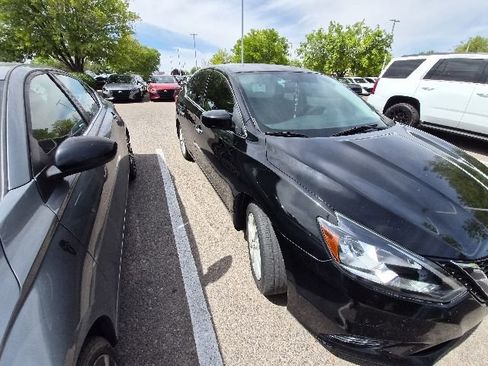 Used 2017 Nissan Sentra S w/ S Style Package FWD image 7