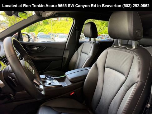 Used 2019 Audi Q7 3.0T Premium w/ Cold Weather Package AWD/4WD image 16