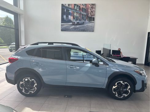 Used 2023 Subaru Crosstrek 2.5i Limited AWD/4WD image 4