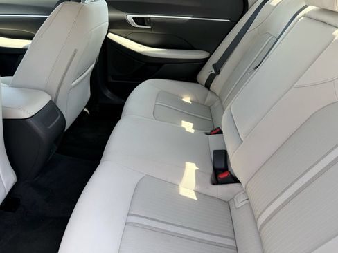 Used 2025 Hyundai Sonata SEL FWD image 27