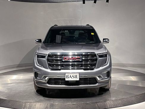 Used 2025 GMC Acadia Elevation image 9