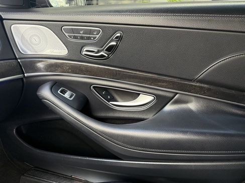 Used 2018 Mercedes-Benz S 450 Sedan image 34