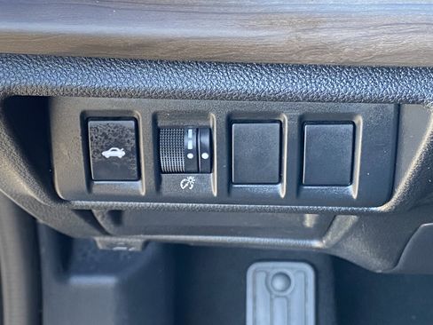 Used 2025 Subaru Legacy Touring XT AWD/4WD image 32