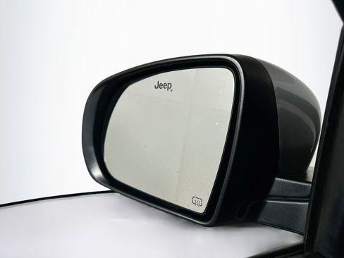 Used 2020 Jeep Compass Limited AWD/4WD image 16