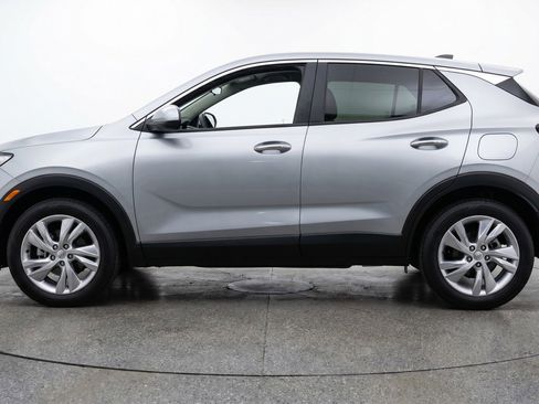 Used 2025 Buick Encore GX Preferred AWD/4WD image 5