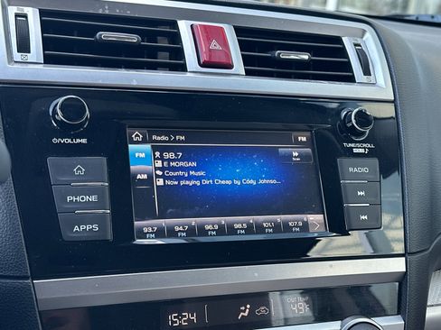 Used 2018 Subaru Outback 2.5i image 17