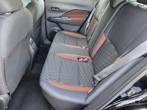 Used 2021 Nissan Kicks SR FWD image 20