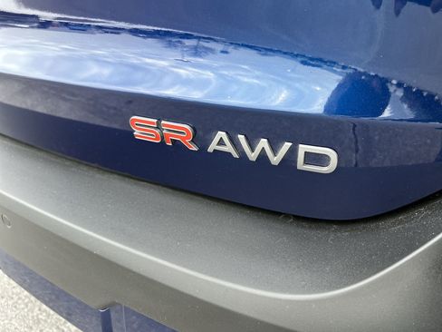 Used 2025 Nissan Kicks SR w/ SR Premium Package image 10