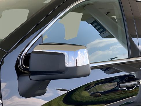 Used 2024 GMC Sierra 1500 SLE image 13