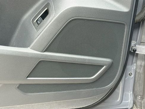 Used 2021 Volkswagen Atlas Cross Sport SE w/ V6 Towing Package FWD image 23