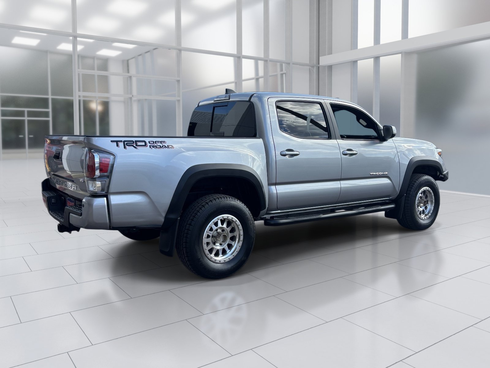 Used 2021 Toyota Tacoma TRD Off-Road w/ Technology Package RWD image 5