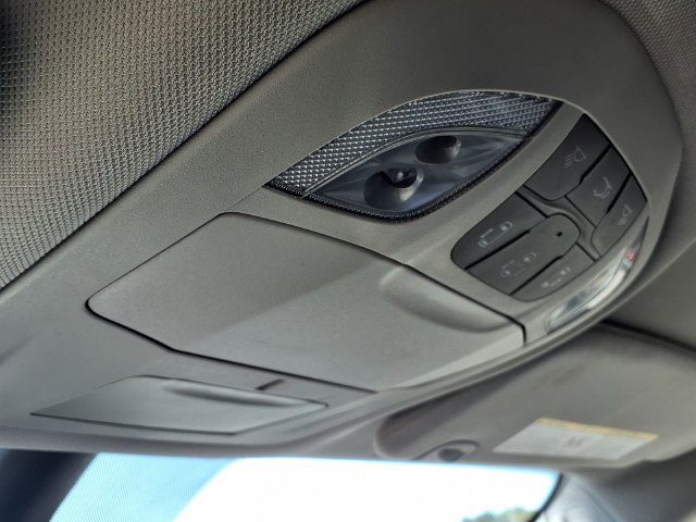 Used 2024 Chrysler Pacifica Touring-L FWD image 20
