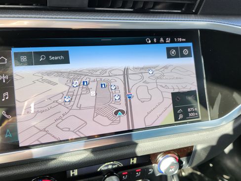 Used 2022 Audi Q3 2.0T Premium Plus w/ Premium Plus Package image 7