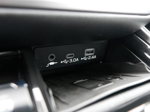 Used 2023 Subaru Outback Touring XT image 33