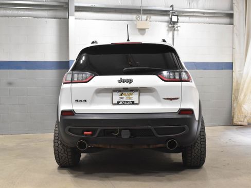 Used 2022 Jeep Cherokee Trailhawk AWD/4WD image 22