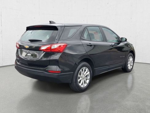 Used 2020 Chevrolet Equinox LS FWD image 7