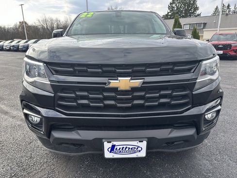 Used 2022 Chevrolet Colorado LT w/ LT Convenience Package image 9