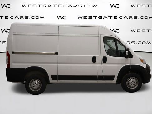 Used 2025 RAM ProMaster 2500 w/ Convenience Group FWD image 38