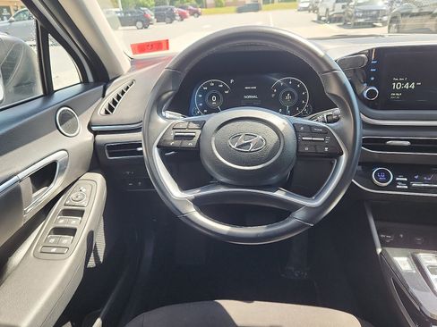 Used 2023 Hyundai Sonata SEL w/ Convenience Package FWD image 10
