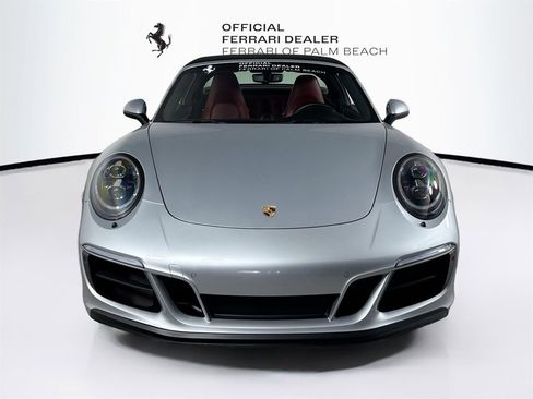 Used 2018 Porsche 911 Targa 4 GTS image 2