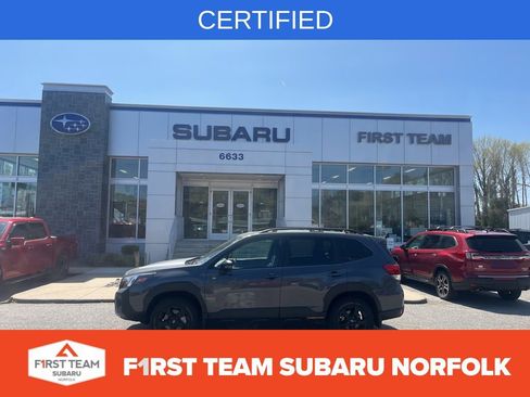 Used 2025 Subaru Forester Wilderness image 1