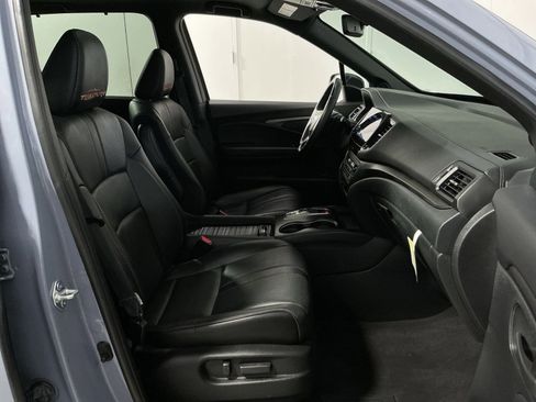 Used 2023 Honda Passport TrailSport image 28