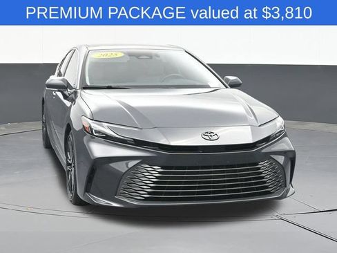 Used 2025 Toyota Camry XLE w/ Premium Package FWD image 2