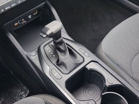 New 2026 Kia K4 LXS image 17