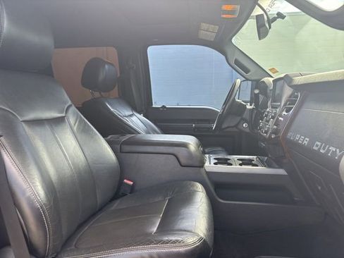 Used 2013 Ford F250 Lariat w/ Lariat Ultimate Pkg AWD/4WD image 14