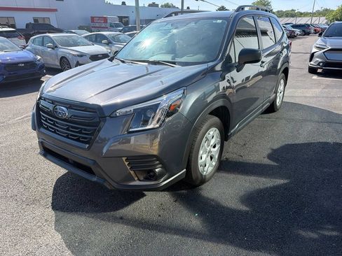 Used 2024 Subaru Forester AWD/4WD image 3