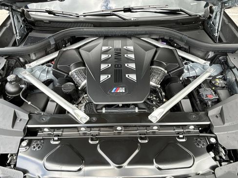 Used 2024 BMW X6 M60i AWD/4WD image 18