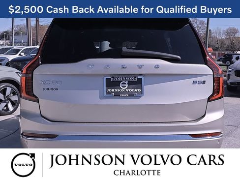 New 2026 Volvo XC90 B5 Plus w/ Protection Package image 5