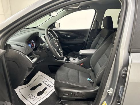 Certified 2023 GMC Terrain SLE w/ Driver Convenience Package AWD/4WD image 9