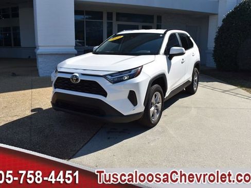 Used 2023 Toyota RAV4 XLE image 5