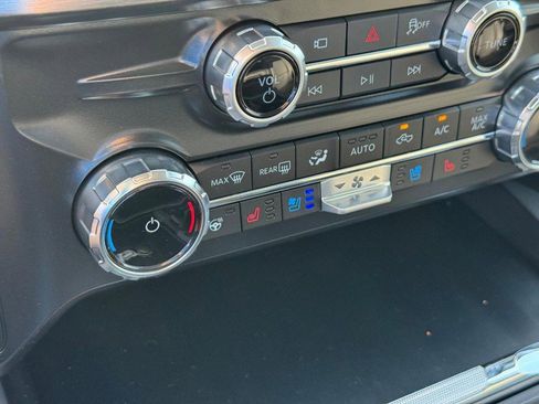 New 2026 Ford F350 Lariat w/ Chrome Package AWD/4WD image 25