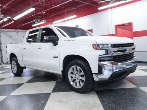 Used 2021 Chevrolet Silverado 1500 LT w/ Bed Protection Package RWD image 2