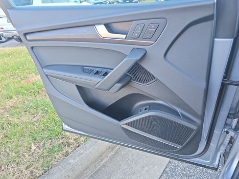 Certified 2024 Audi Q5 2.0T Premium Plus image 26